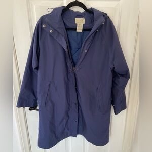 L.L. Bean Women’s Navy Blue Warm Rain Coat Size Medium Petite